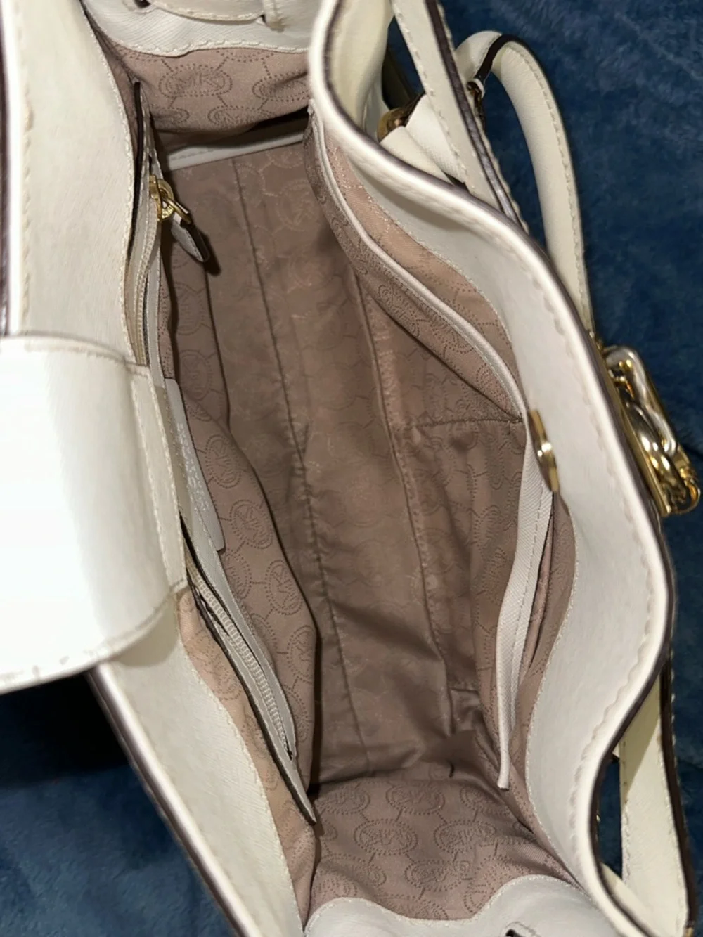 Michael Kors Cream Saffiano Leather Satchel with Gold Hardware - Picture 9 of 13